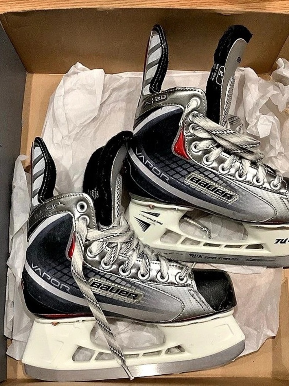 Bauer Vapor X 5.0 Hockey Skates Gray & Black US 3.0 2E